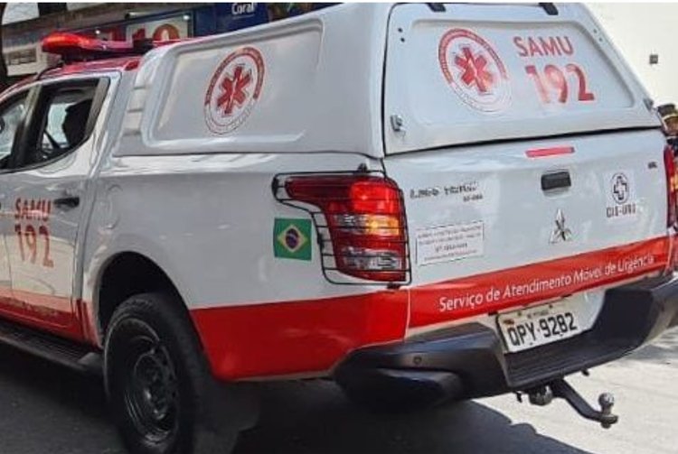 Acidente entre automóvel e carreta, em Arcos, deixa 6 feridos