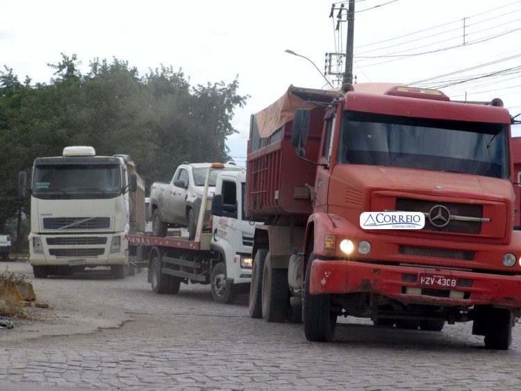 Travessia urbana da BR-354, em pista simples, atendendo elevado volume de tráfego