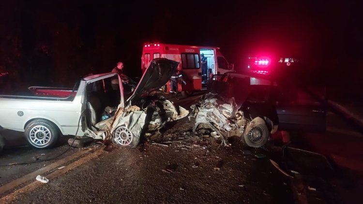 Colisão entre dois veículos na MG 050 deixa uma vítima fatal