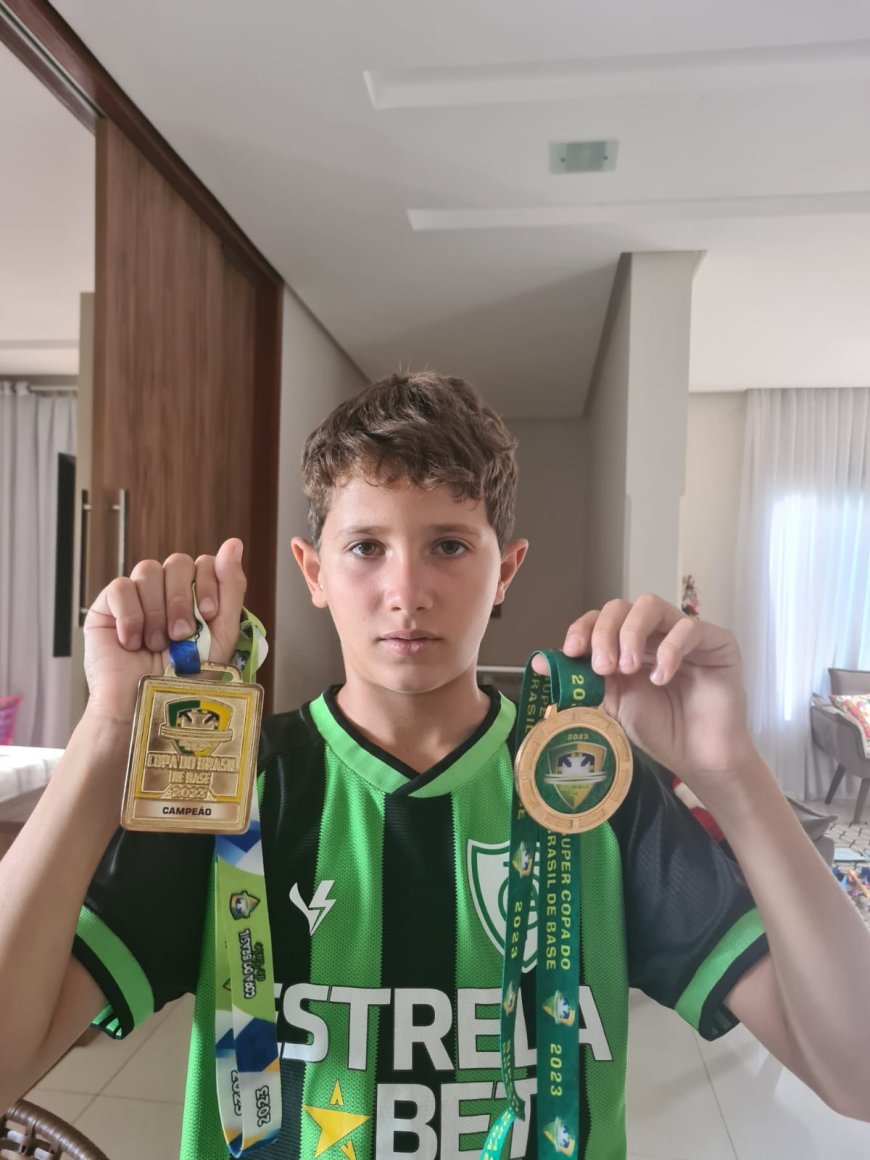 ‘Toninho’, de Arcos, já conquistou 67 troféus e medalhas desde o ano passado