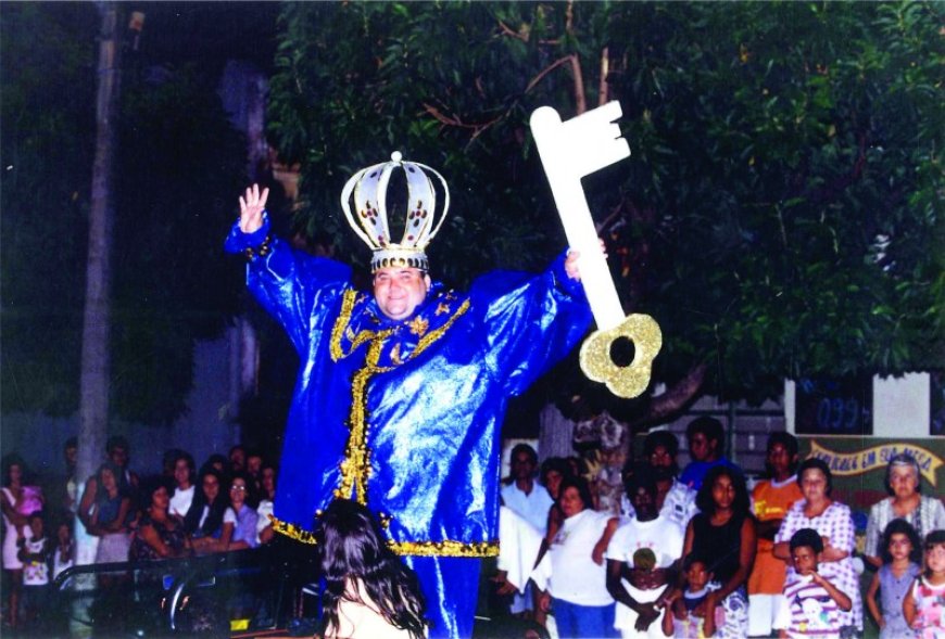 O Carnaval nos tempos dos blocos de rua e da Escola de Samba Imperatriz Arcoense