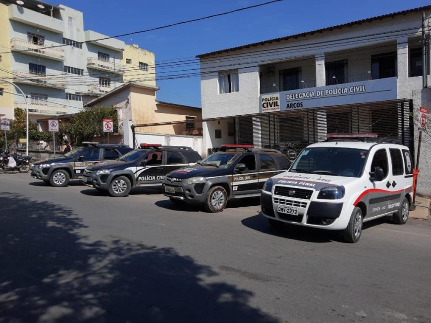 Polícia Civil prende suspeita de envolvimento no latrocínio ocorrido em Arcos