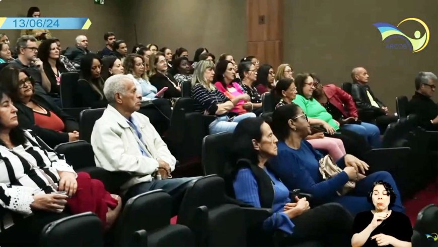 Prefeitura de Arcos deve cerca de R$ 12 milhões a mais de 300 servidores